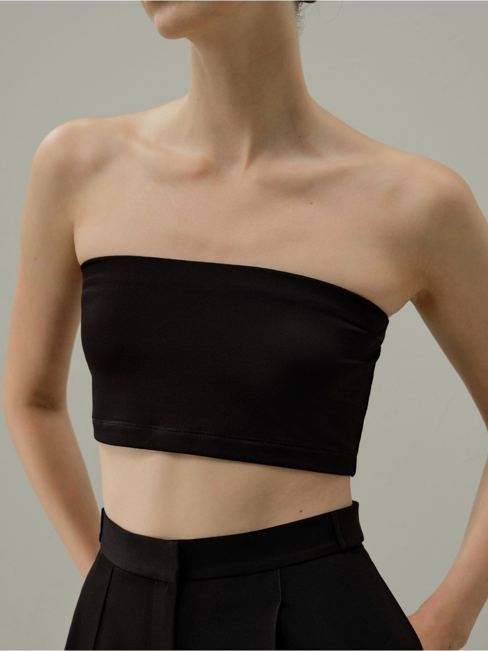 Lily Silk Breeze Jersey Bandeau Top Black M NWT minimalist bralette clean girl